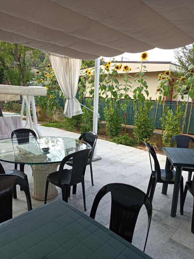 Riflessi D'Arte Acomodação com café da manhã Provaglio d'Iseo Exterior foto