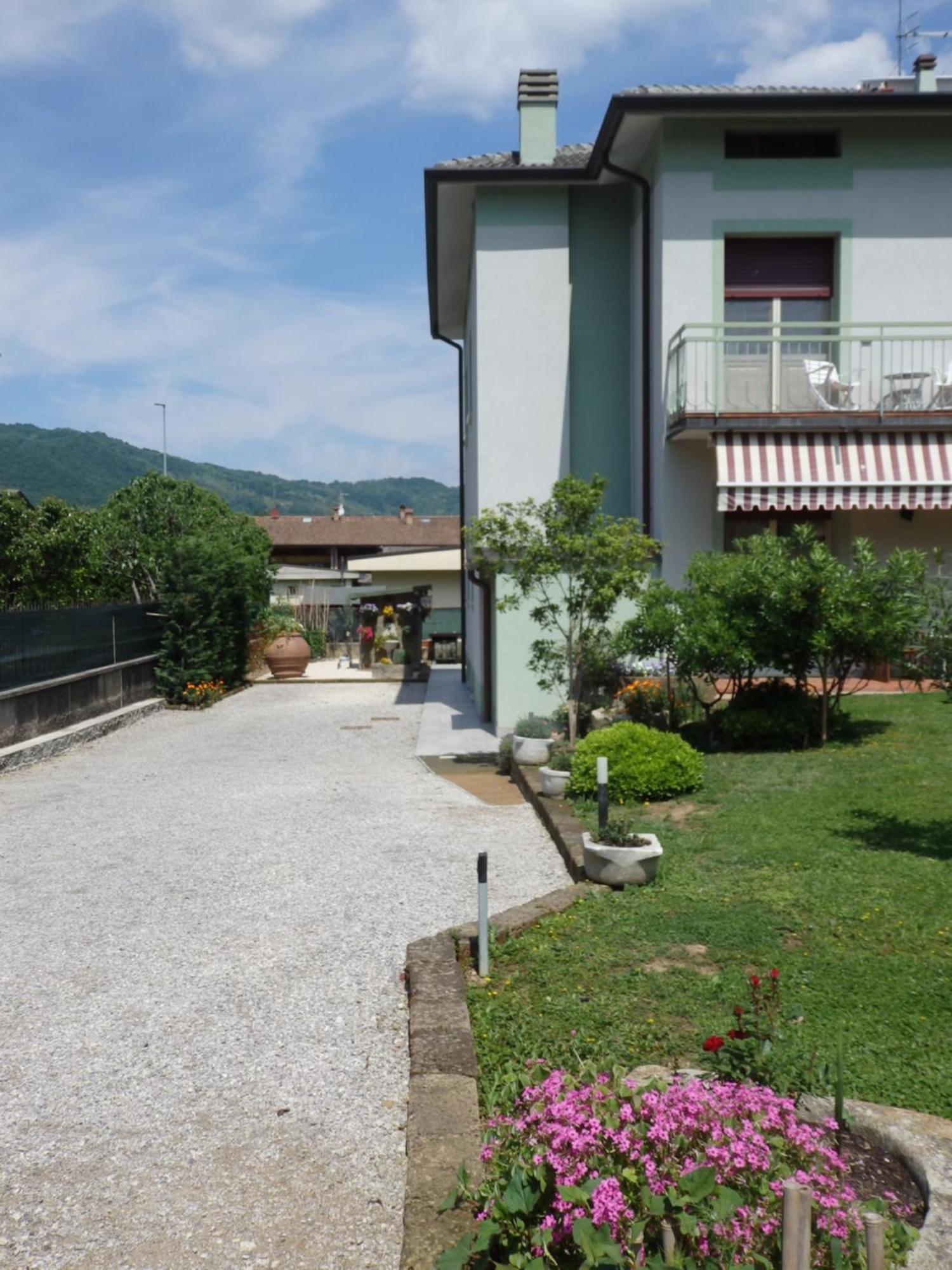 Riflessi D'Arte Acomodação com café da manhã Provaglio d'Iseo Exterior foto